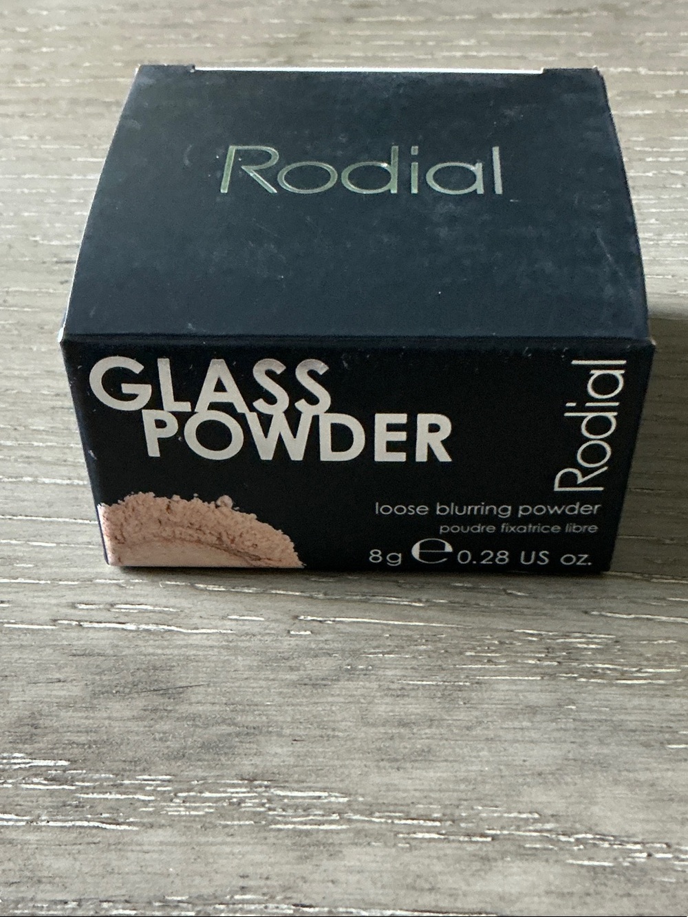 Rodial Glass Powder Loose Blurring Powder - Black & Beige
